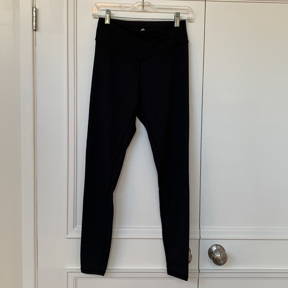 3/$15! Sunzel  Women’s Buttery Soft Leggings. Size M - Picture 2 of 5